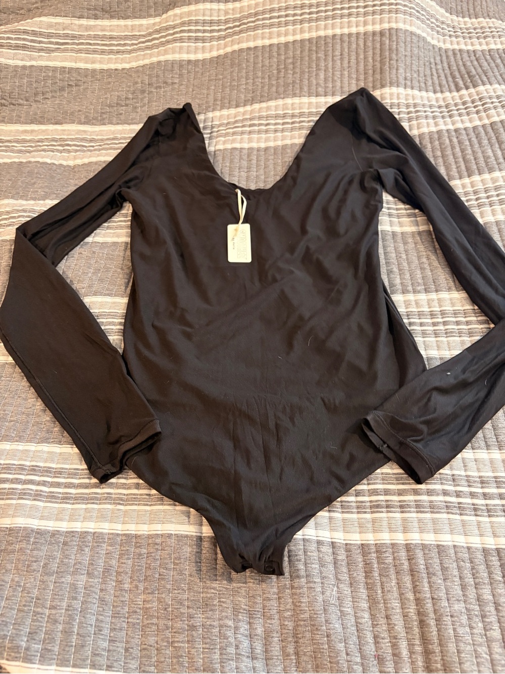 Nwt Aerie Black Long-Sleeve Scoop Neck Smoothez Bodysuit - Women’s Large